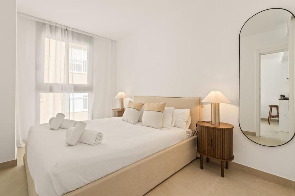Bed, Bathroom, Decorative detail, Bedroom, heating, wardrobe, air conditioner