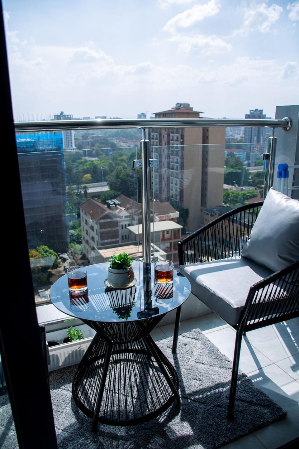 View (from property/room), Balcony/Terrace, City view