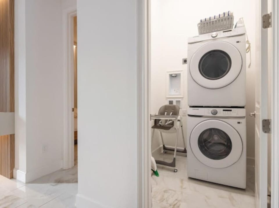 11BR Brand-New Home with Themed Rooms and Cinema - 11127 House in Orlando