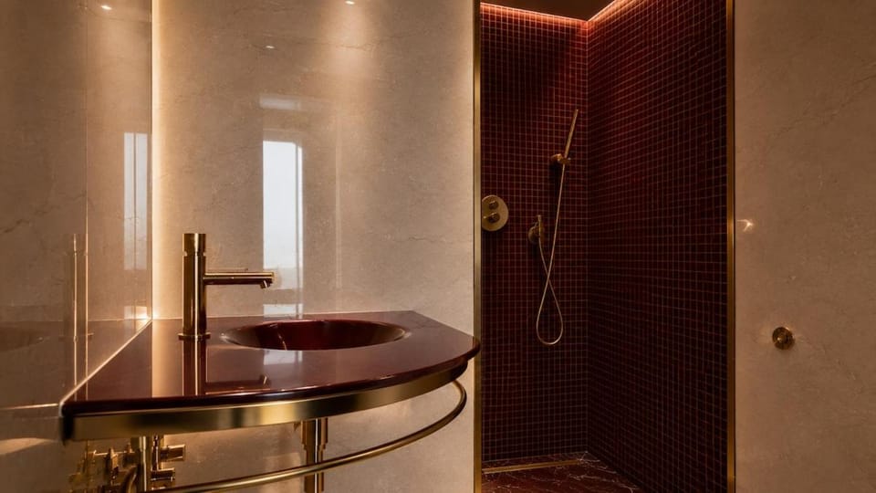 Shower, Bathroom