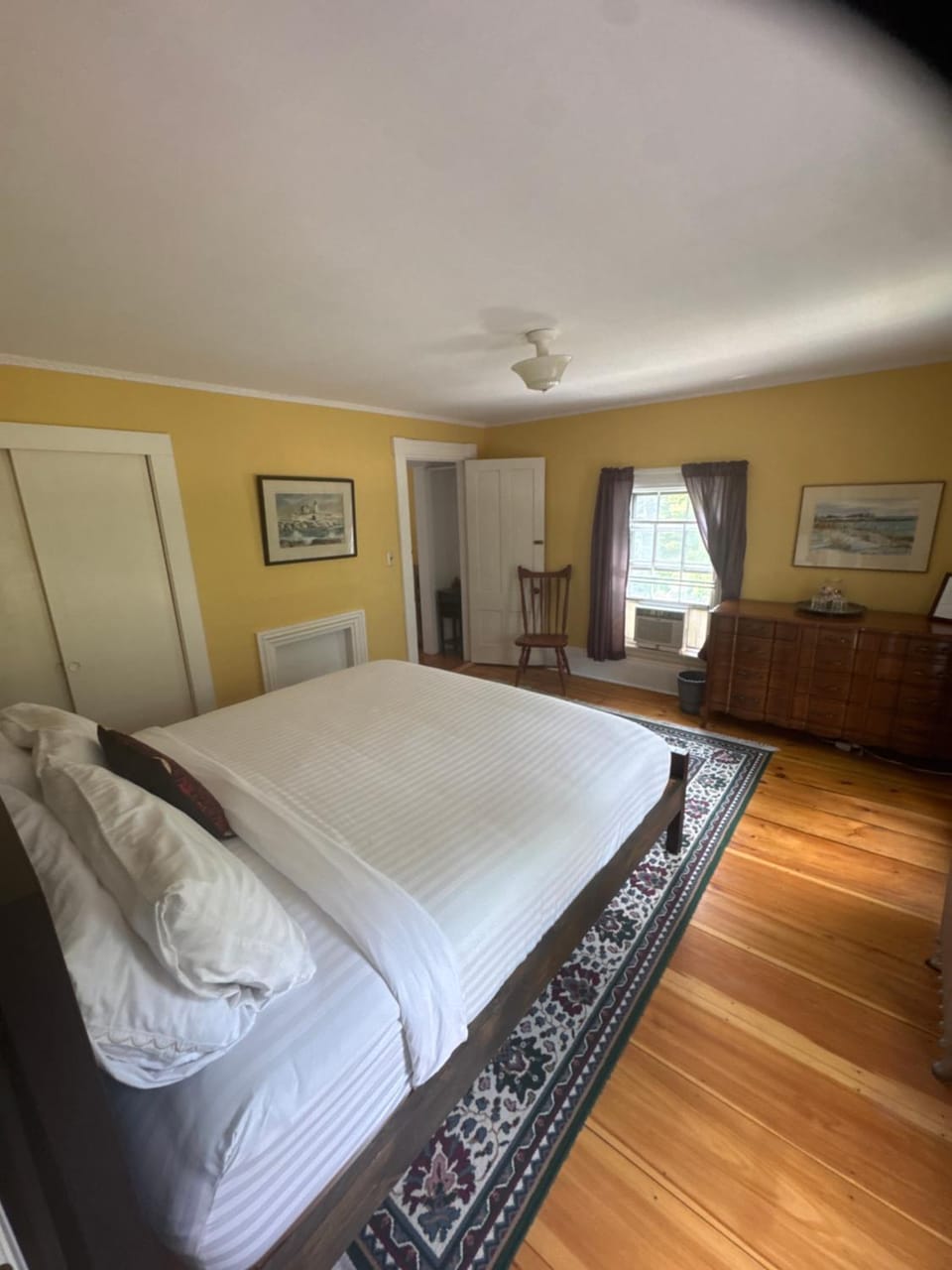 The old parsonage bed and breakfast Bed and Breakfast in Kennebunkport