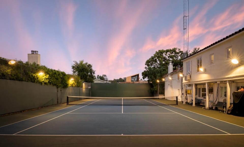 Tennis court
