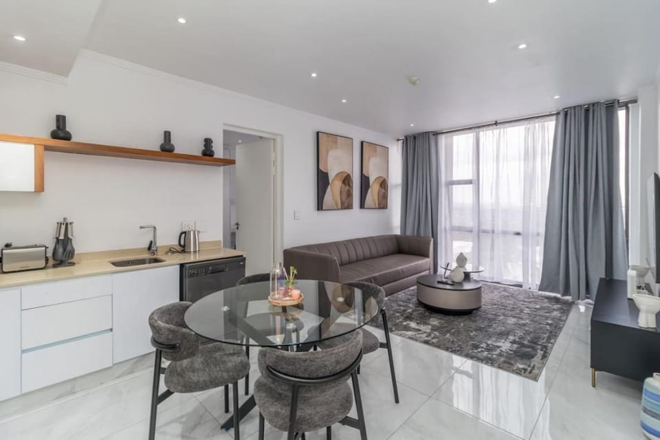 Kitchen or kitchenette, Living room, Seating area, Dining area, stove