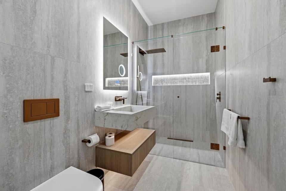 Shower, Bathroom
