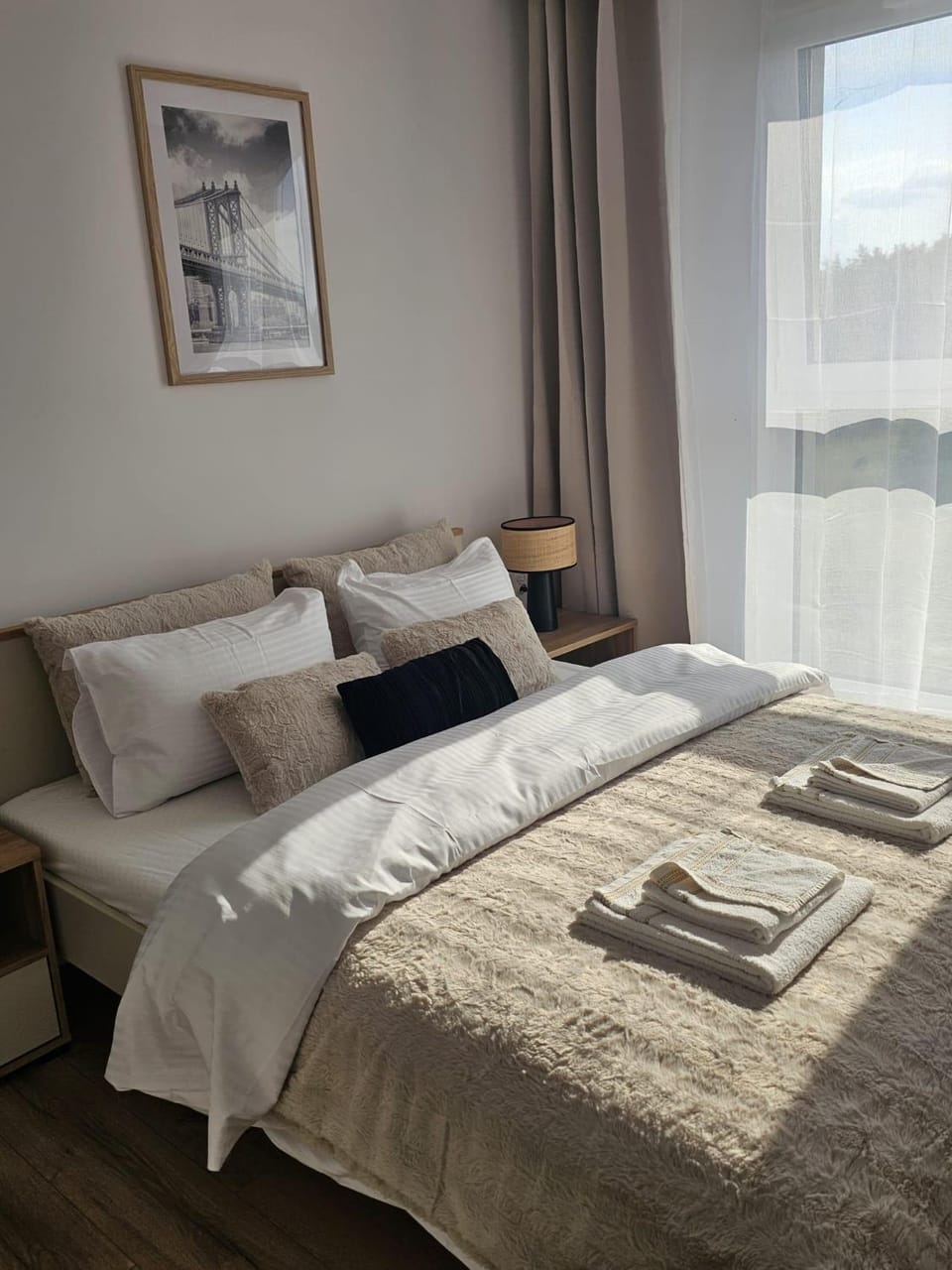 Decorative detail, Bedroom, towels
