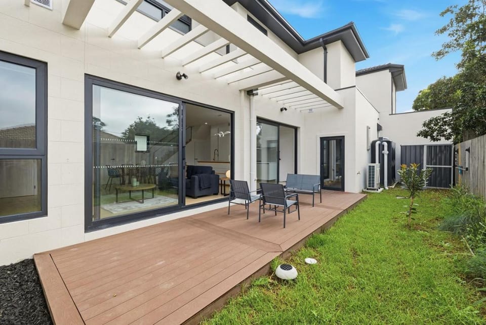 Patio, Garden view