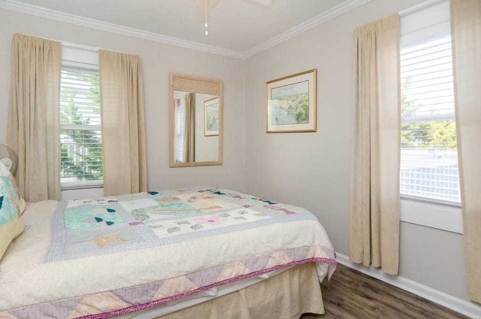 Lumina Breeze by Bryant Real Estate House in Wrightsville Beach