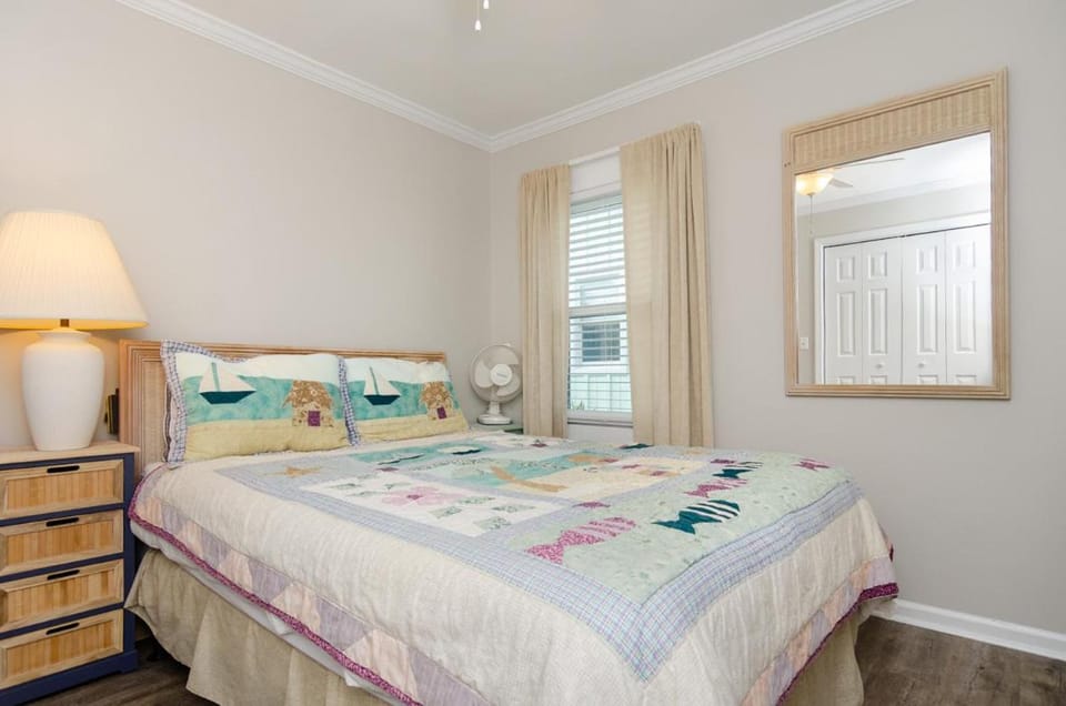 Lumina Breeze by Bryant Real Estate House in Wrightsville Beach