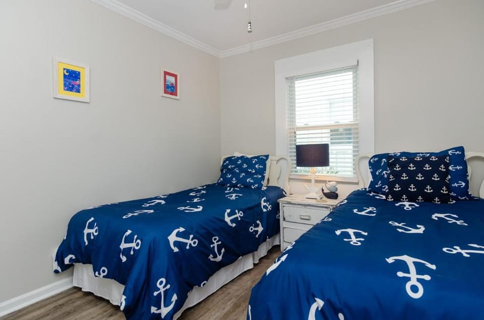 Lumina Breeze by Bryant Real Estate House in Wrightsville Beach