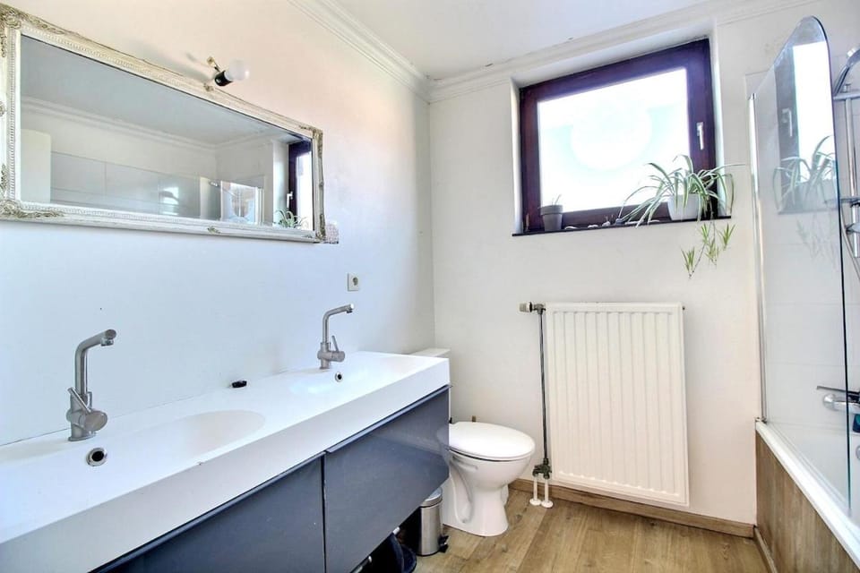 Appartement lumineux 2 chambres - Guillemins Apartment in Liège