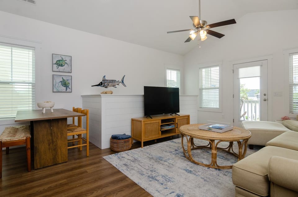 The Salty Snapper by Bryant Real Estate House in Carolina Beach