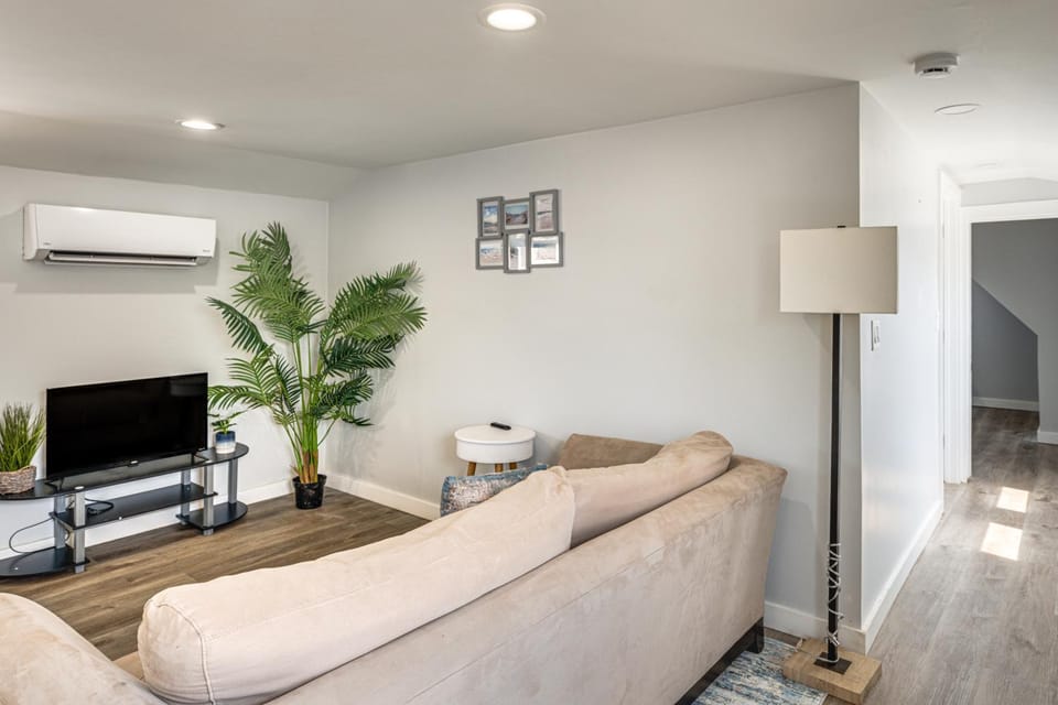 Walk to Beach & Boardwalk! Seaside Heights Apt House in Seaside Heights