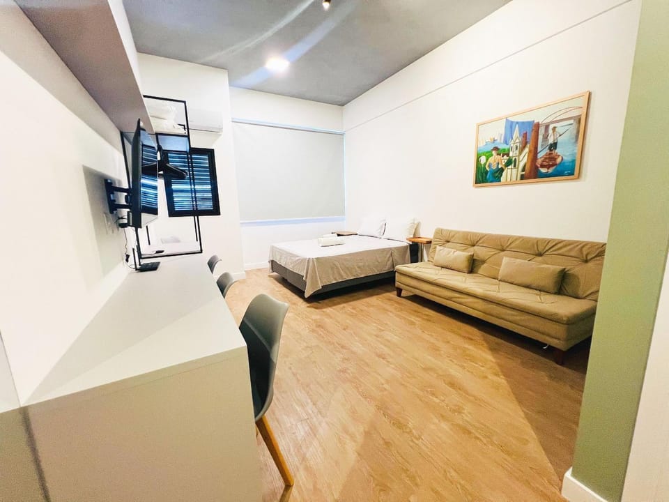 Photo of the whole room, air conditioner