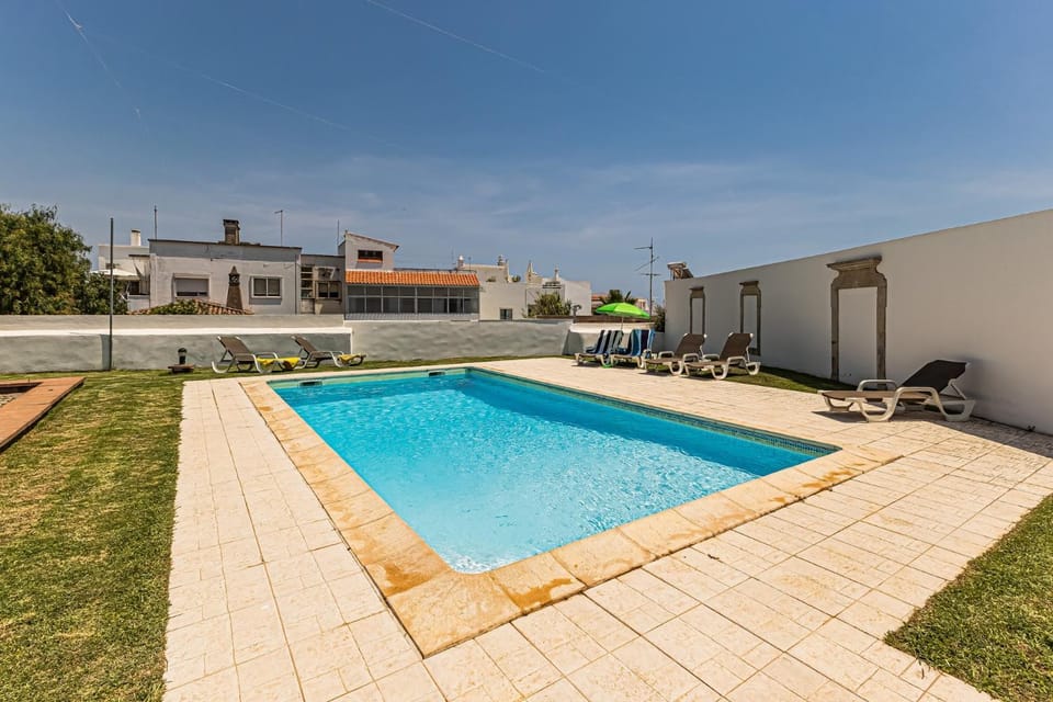Studio Rossio Beach By ALzira Apartment in Guia