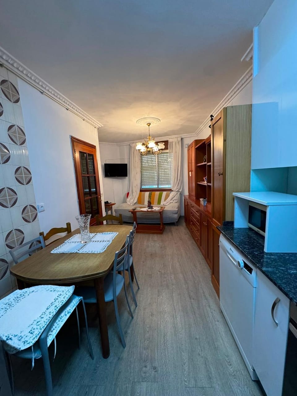 Kitchen or kitchenette, Living room
