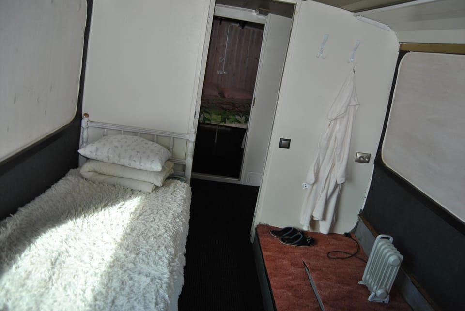 Glampingbus Campground/ 
RV Resort in Estonia