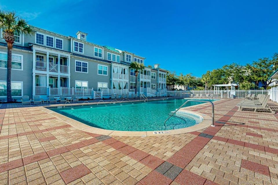 Village at Blue Mountain Beach with Pool Fitness Center Beach Access House in South Walton County