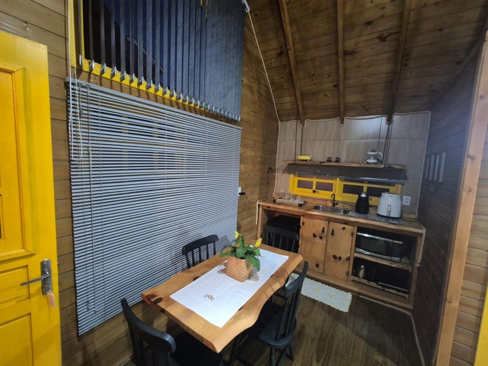 Cabanas Laura Chalet in São Francisco de Paula