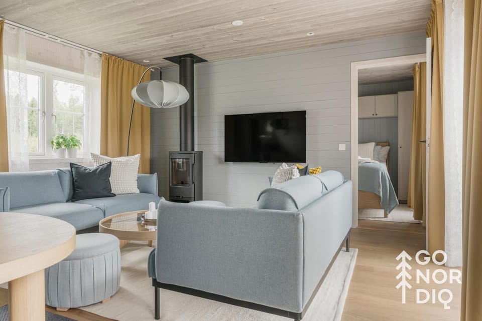 TV and multimedia, Living room, Photo of the whole room, Seating area