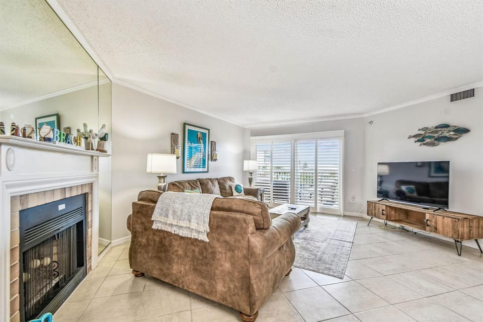 Beach Cottages Condo on the Beach Apartment in Redington Shores