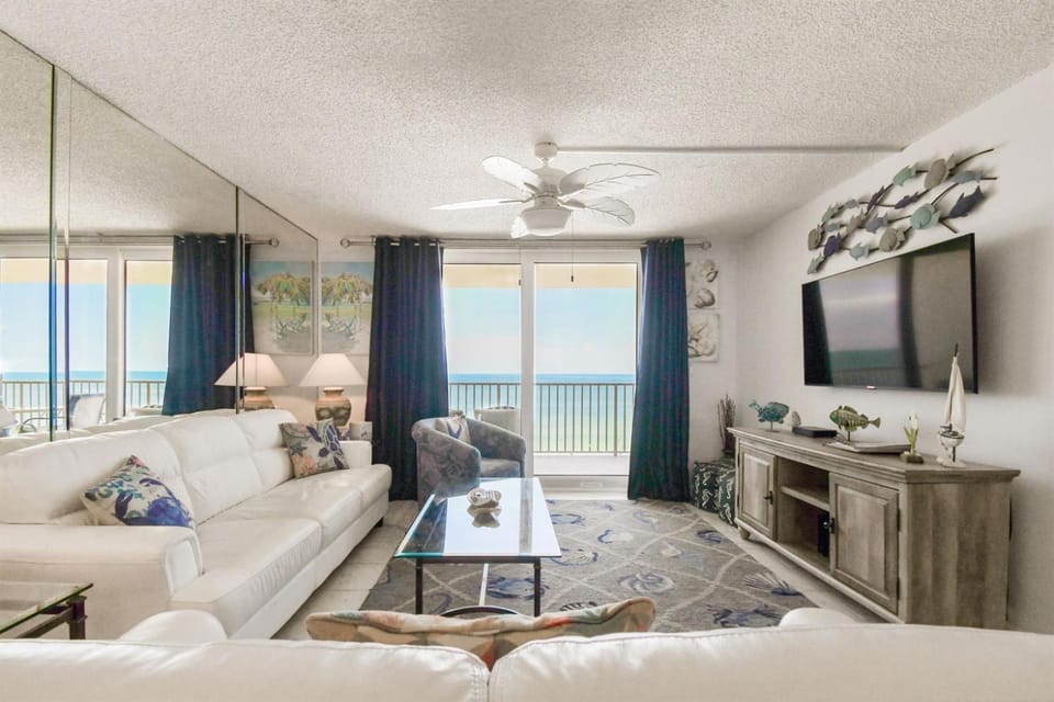 Sand Castle II Oceanfront Condo Apartment in Indian Shores