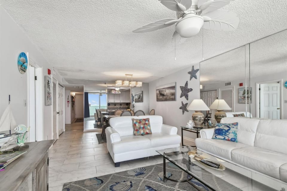 Sand Castle II Oceanfront Condo Apartment in Indian Shores