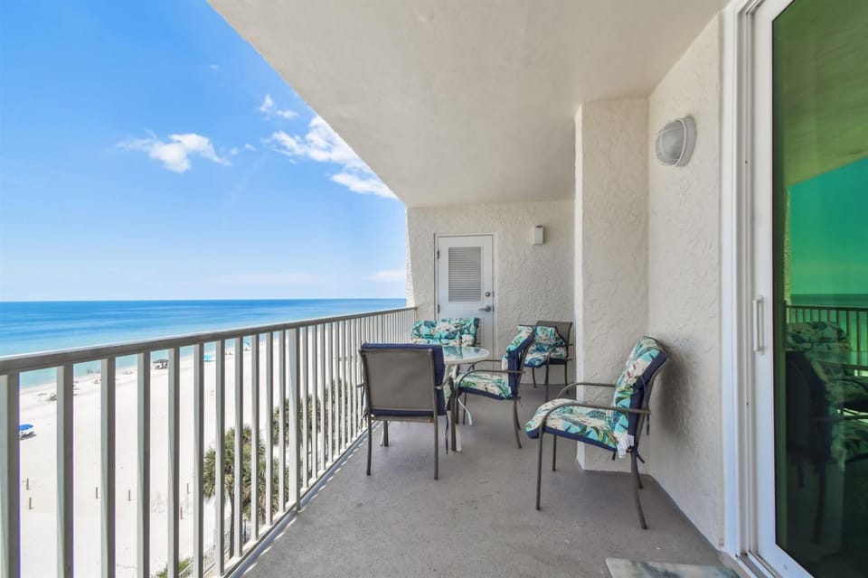 Sand Castle II Oceanfront Condo Apartment in Indian Shores