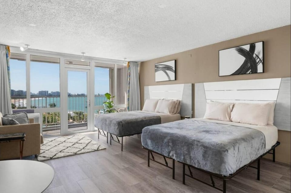 Altura 7 Beachfront Studio at ESJ Towers Apartment in Carolina