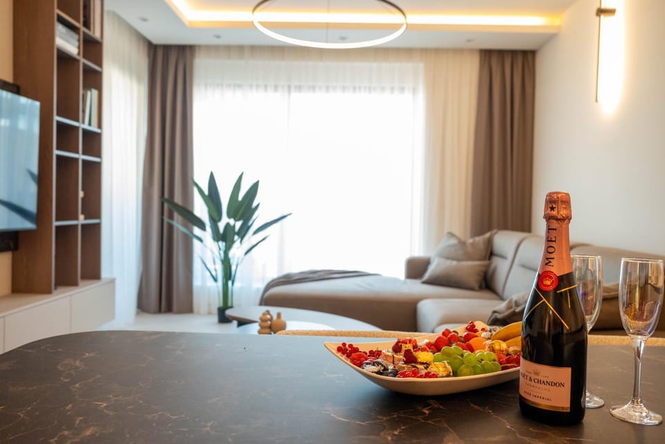 AMORIS - Luxury Penthouse with Private Rooftop & Jacuzzi Apartment in Zadar