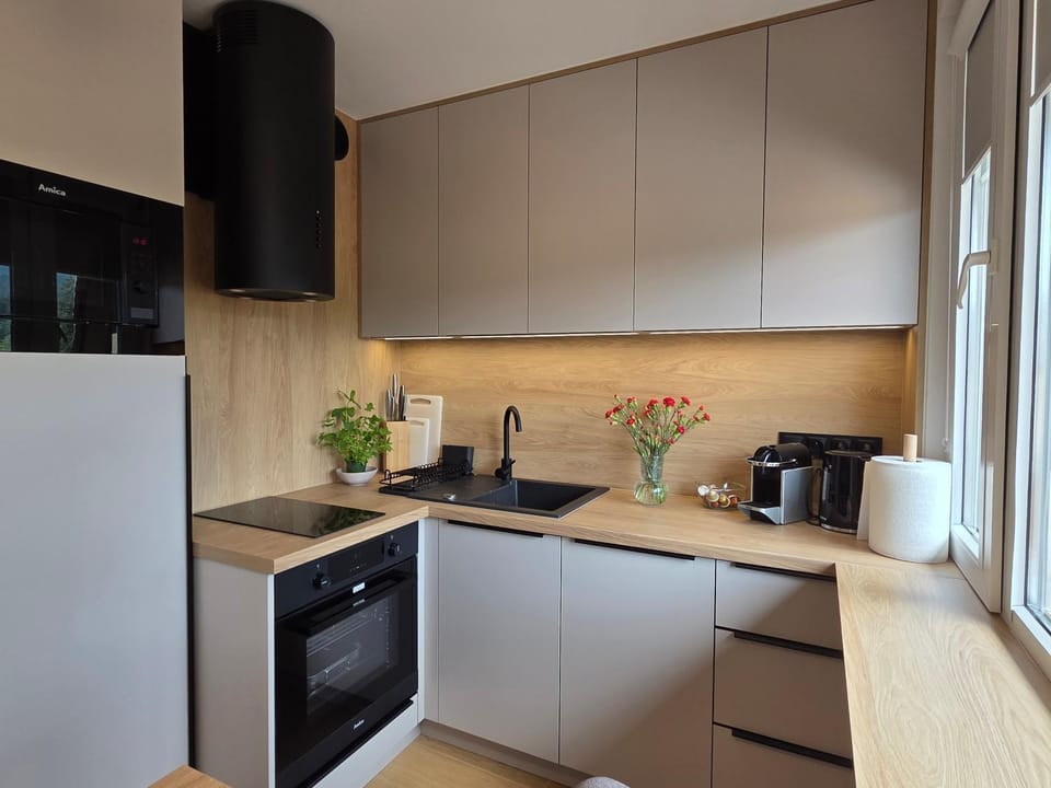 Coffee/tea facilities, Kitchen or kitchenette, dishwasher, oven, pet friendly, stove, toaster