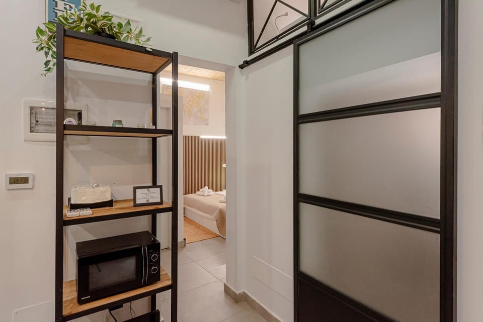Ruggieri Apartments Roma-Metro C a 4 fermate dal Colosseo Bed and Breakfast in Rome