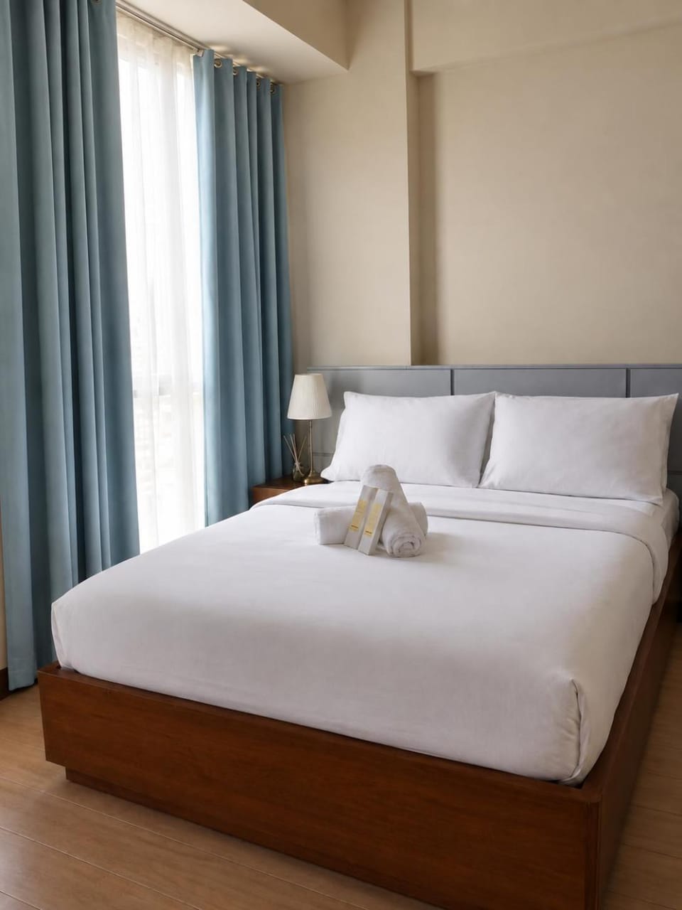 Mactan Newtown Stay near Airport & Beach Apartment in Lapu-Lapu City