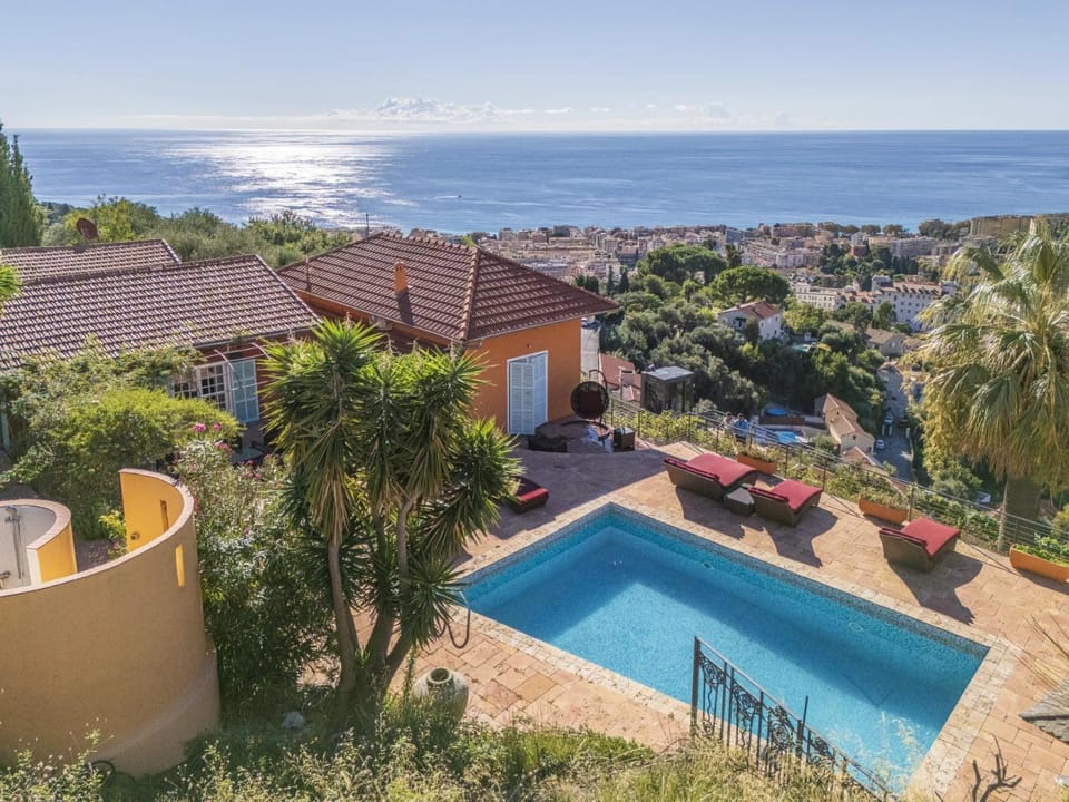 Villa Menton - suites indépendantes Villa in Menton