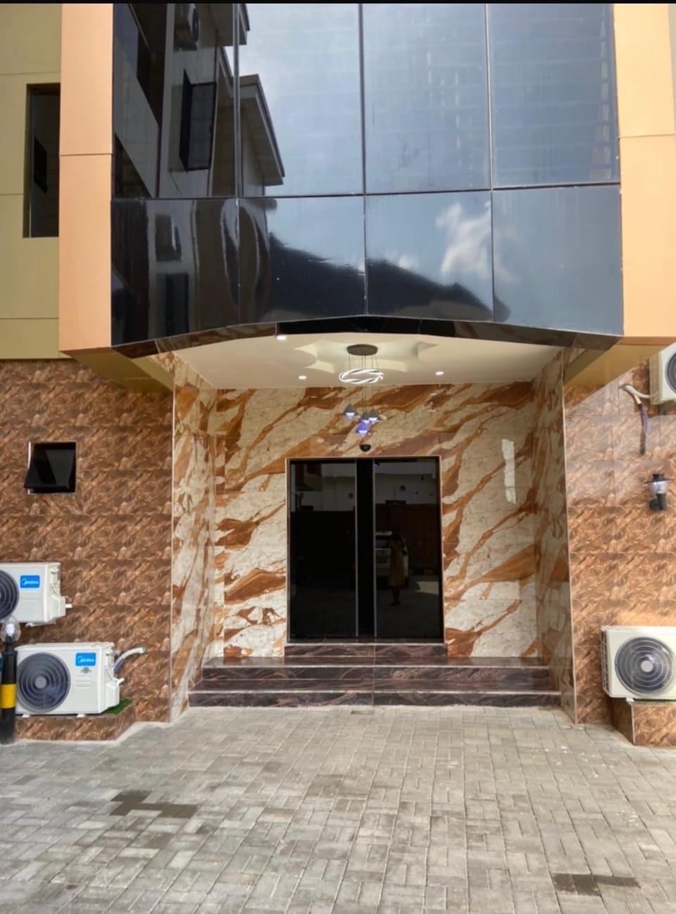 Goldstep Hotel Asaba Hotel in Nigeria
