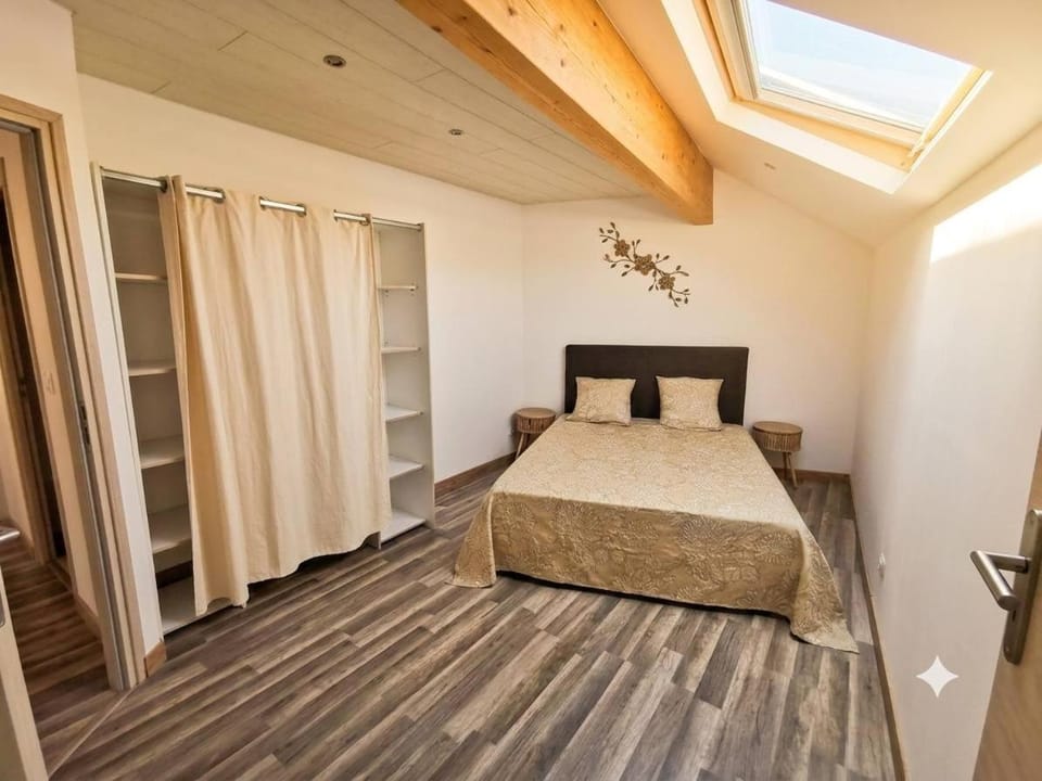 Bel appartement T4 dans maison à la campagne House in Auvergne-Rhône-Alpes