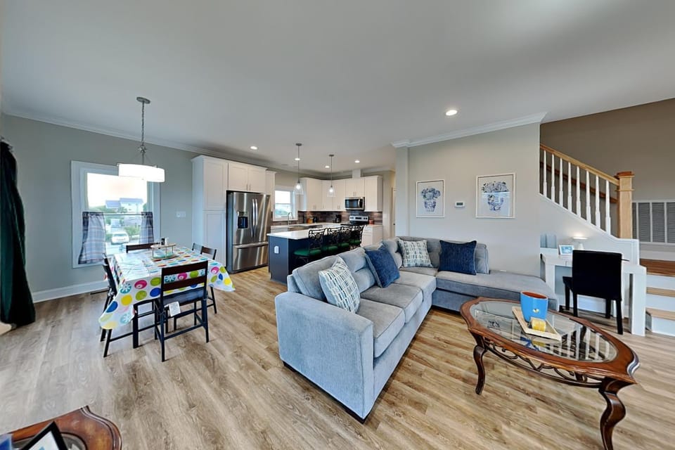 Kitchen or kitchenette, Living room, Dining area, furniture