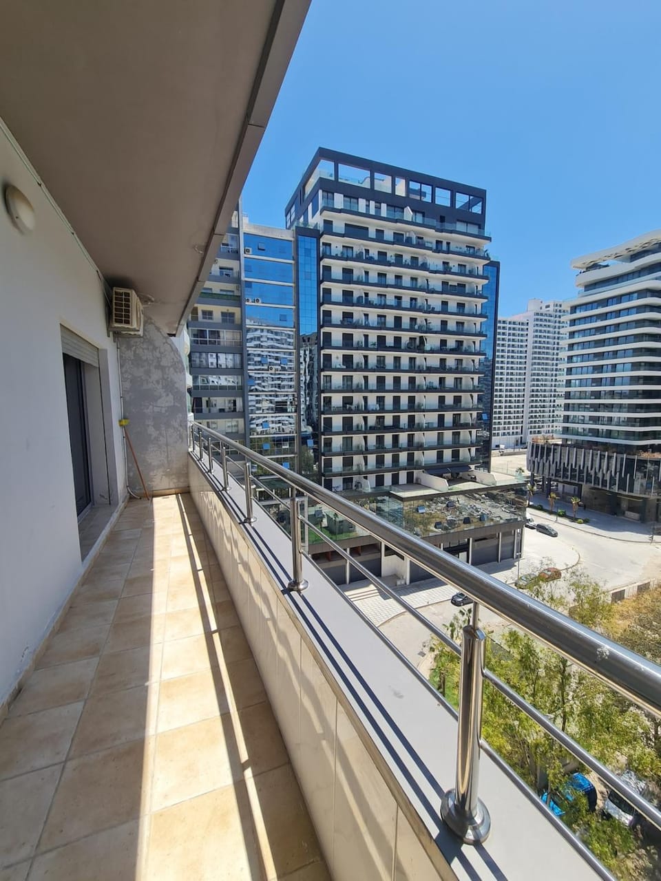 Premium Malabata Apartment - Close to the beach and TGV Apartment in Tangier