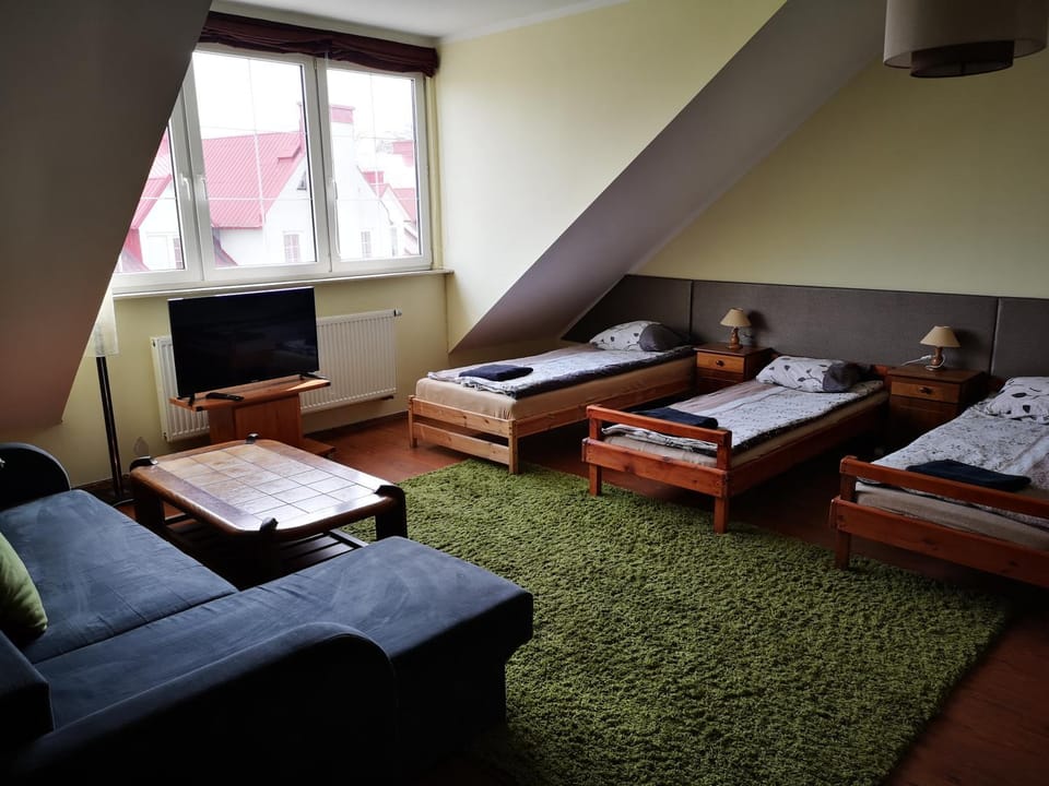 Photo of the whole room, Seating area, Bedroom