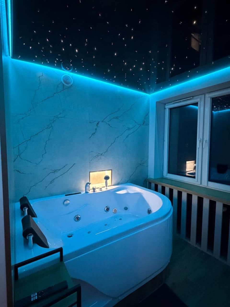 Hot Tub, Hot Tub, Bathroom, Bath