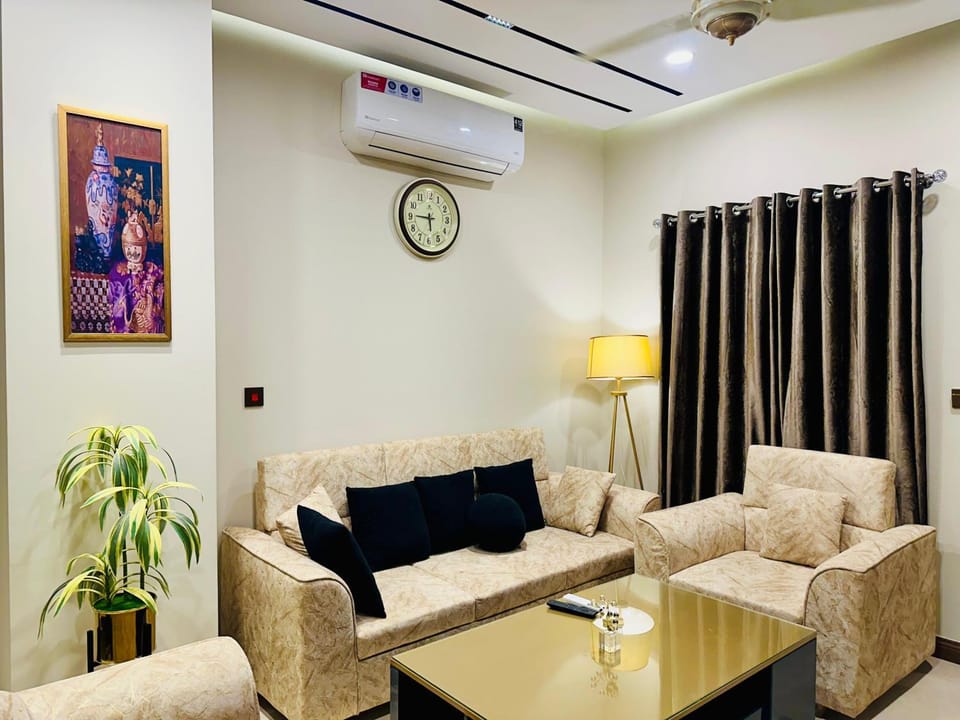 Luxury 1BR Apartment at Zeta Mall Rooftop Pool Giga Mall Apartment in Islamabad Capital Territory