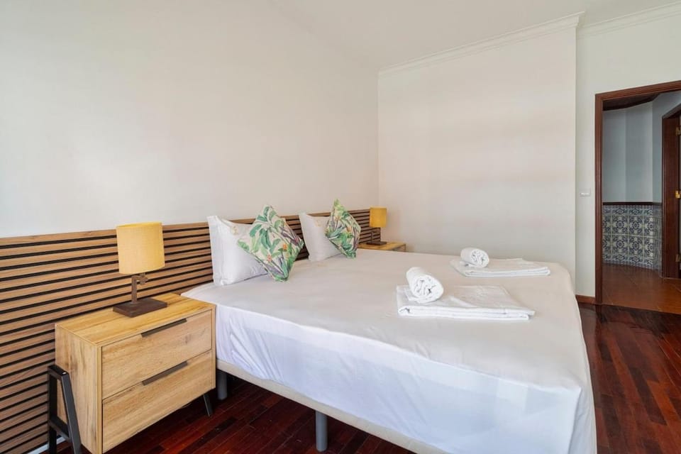 Arangues House - By Y Concept Apartment in Setúbal Municipality