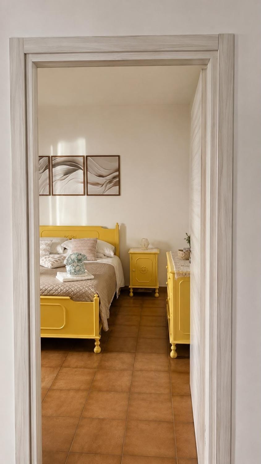 Sole & Sale Apartment in Scilla