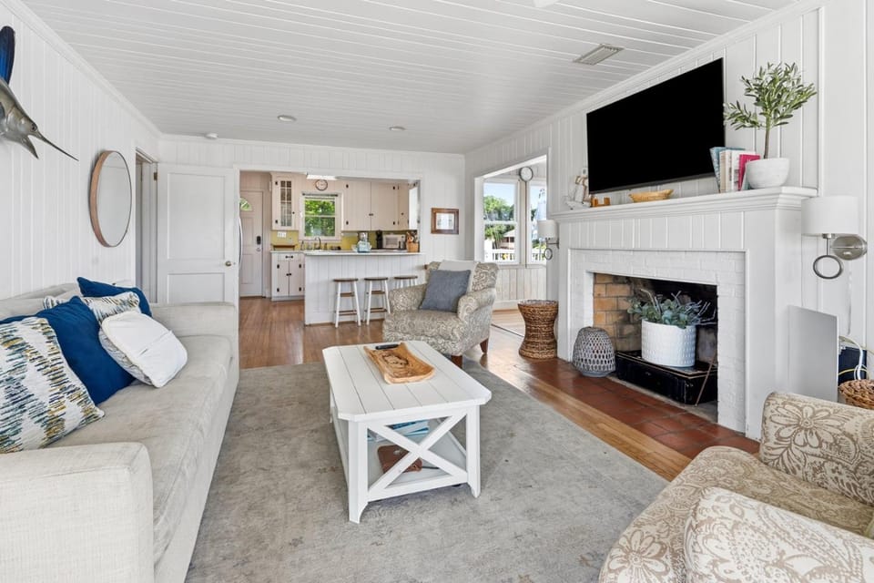Honey Tides Cottage House in North Myrtle Beach