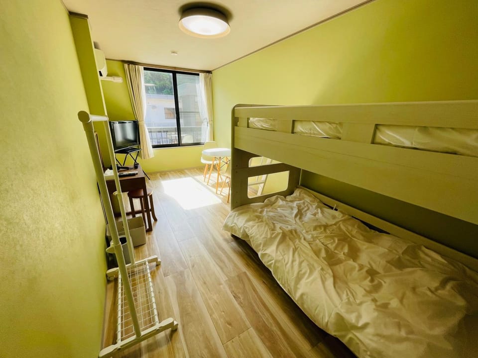 TV and multimedia, Bedroom, bunk bed