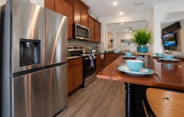 Modern Home Near RandolphAFB with Coffee Bar and Private Yard House in Schertz