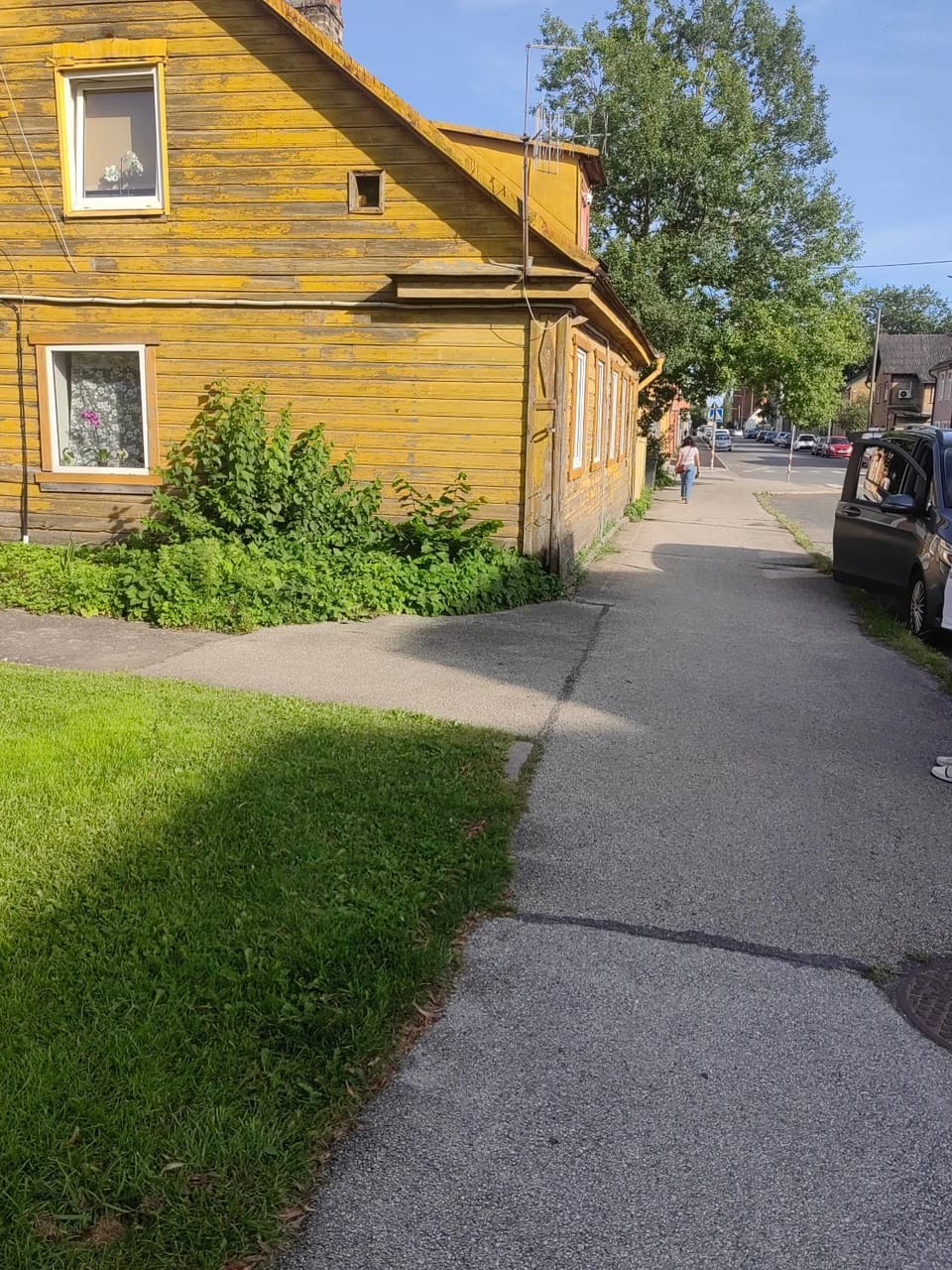 Day, Location, Parking