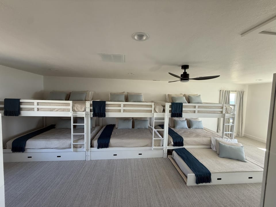 bunk bed