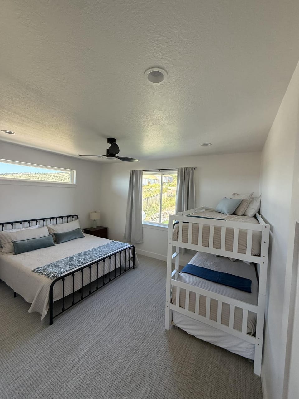 Bed, bunk bed