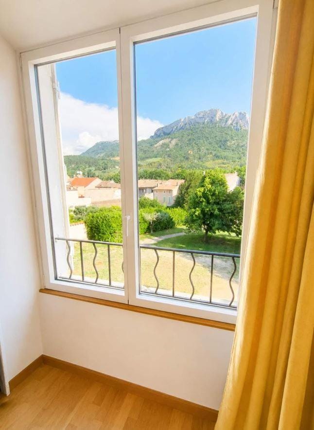 Natural landscape, View (from property/room), Mountain view