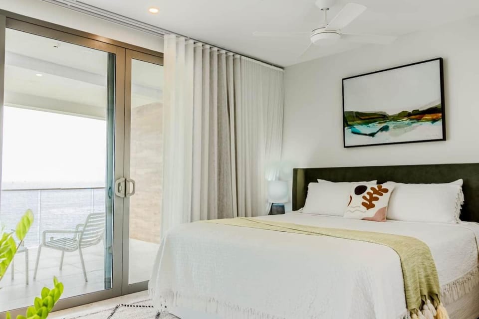 304 - Suva City Views Oceanfront Large Balcony Apartment in Central Division, Fiji
